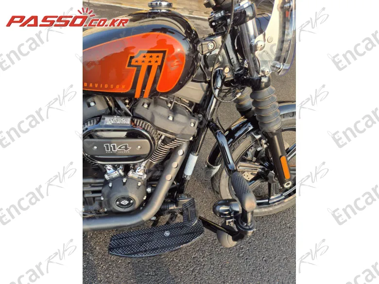 HARLEY-DAVIDSON STREET BOB 114 - фото 4