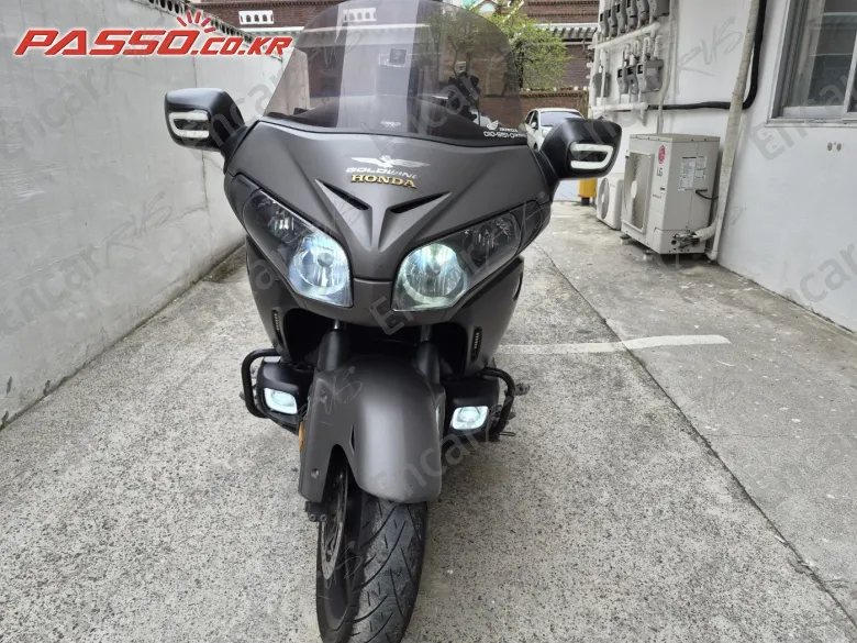 Honda Goldwing F6b - фото 4