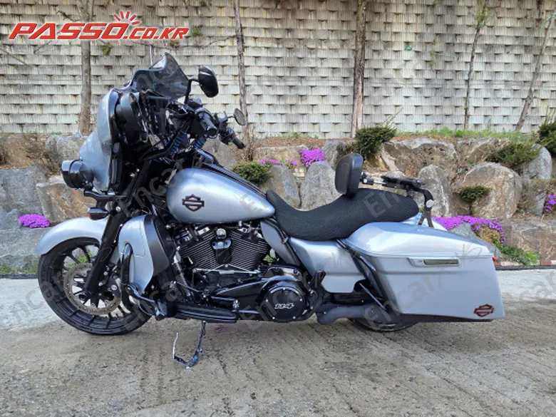 HARLEY-DAVIDSON FLHXS STREET GLIDE SPECIAL - фото 1