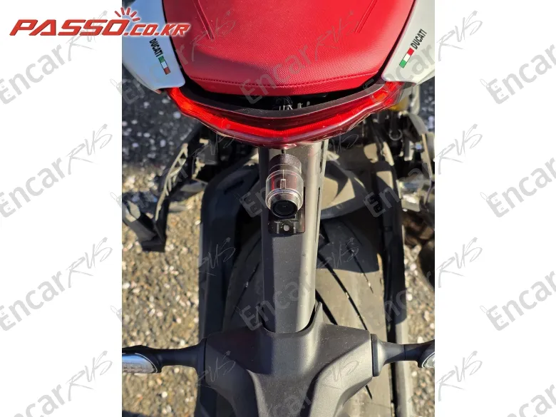 Ducati Monster 937 - фото 2
