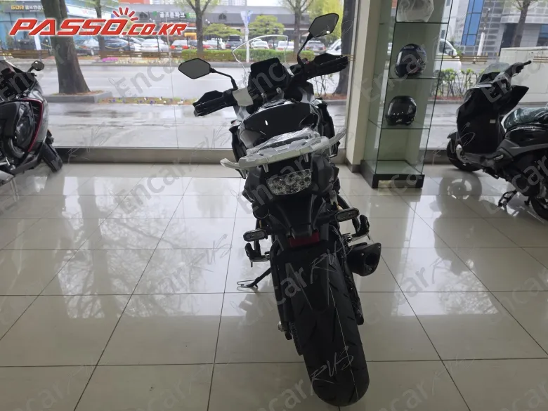 Suzuki Gsx S 1000 Gx - фото 2
