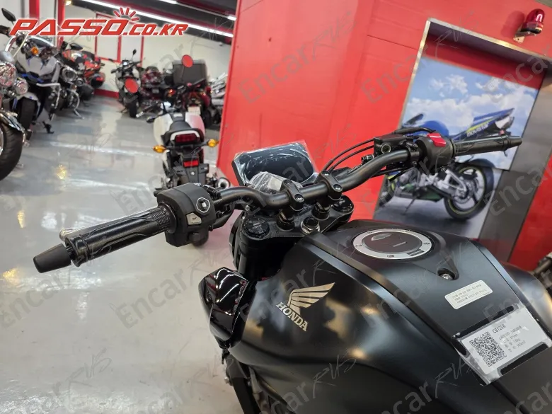 Honda Cb 125 R - фото 3