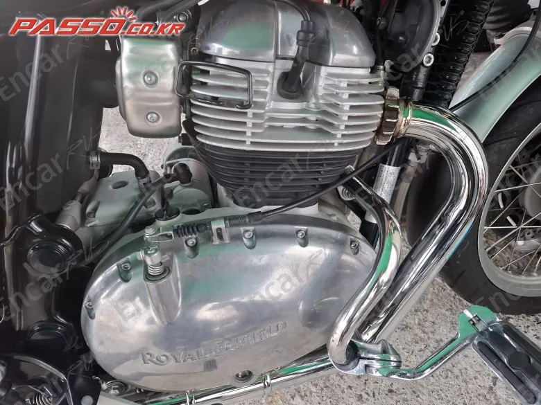 Royal Enfield Interceptor 650 - фото 4