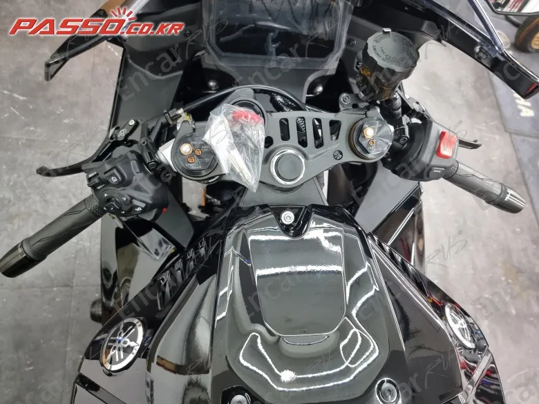 YAMAHA YZF R9 - фото 3