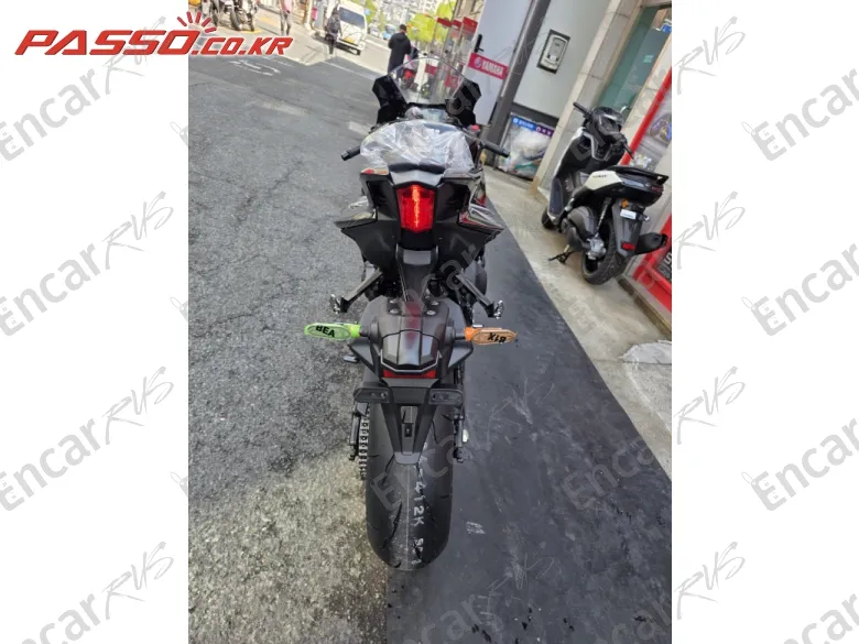Yamaha Yzf R9 - фото 2