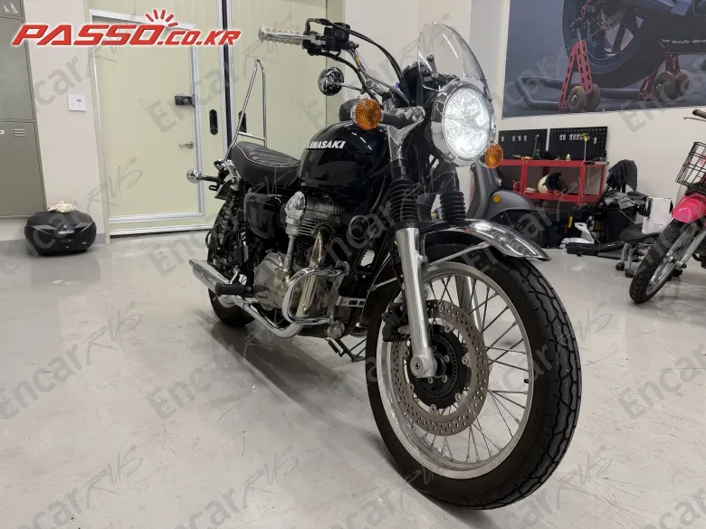Kawasaki W 800 - фото 5
