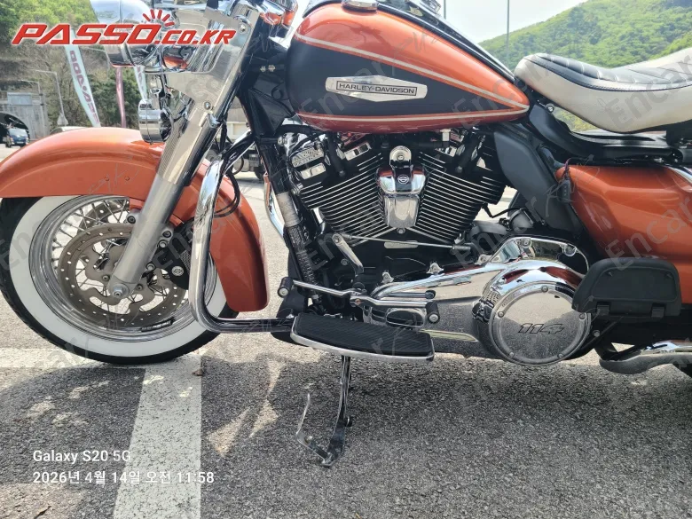 Harley-Davidson Electra Glide Highway King - фото 1