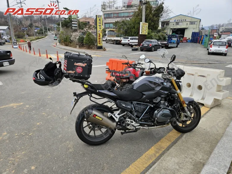 Bmw R 1200 R - фото 0
