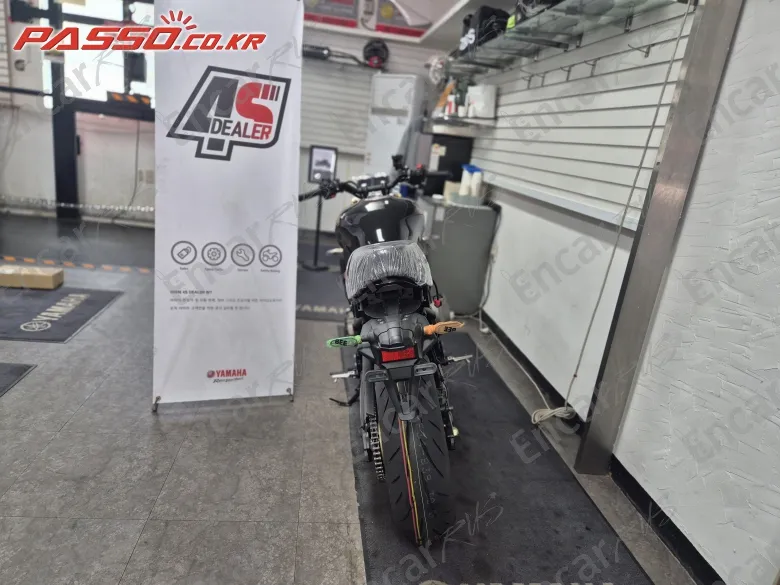 Yamaha Xsr 900 - фото 2