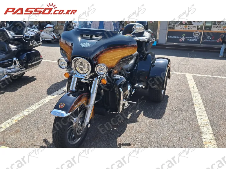 Harley-Davidson Flhtcutg Tri Glide Ultra Classic - фото 5