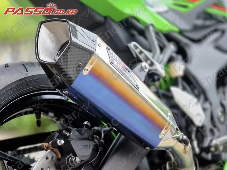 KAWASAKI NINJA ZX 4 RR - фото 1