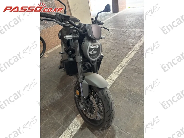 Honda Cb 1000 R - фото 3