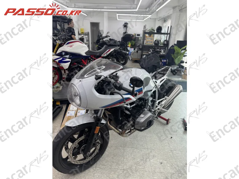 Bmw R Nine T Racer - фото 1