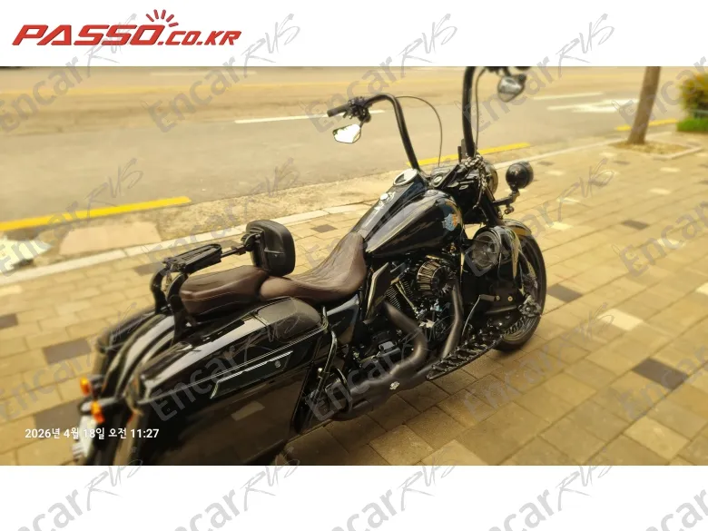 HARLEY-DAVIDSON ROAD KING SPECIAL - фото 1