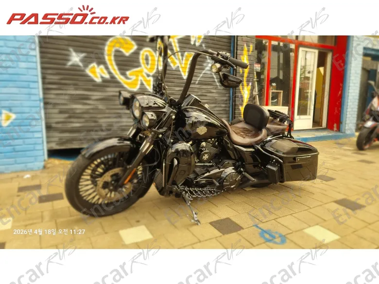 HARLEY-DAVIDSON ROAD KING SPECIAL - фото 3