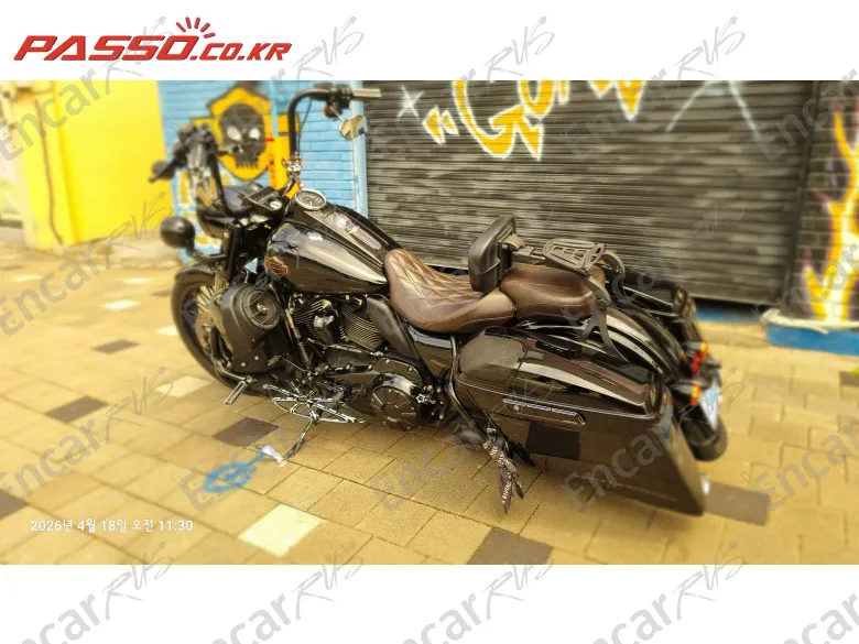 HARLEY-DAVIDSON ROAD KING SPECIAL - фото 0