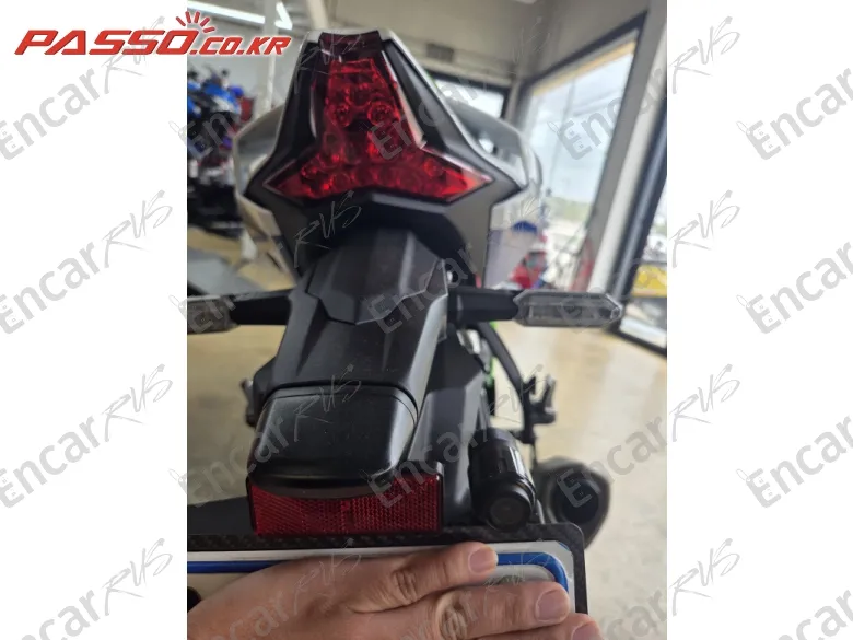Kawasaki Zx 10 R Abs - фото 2