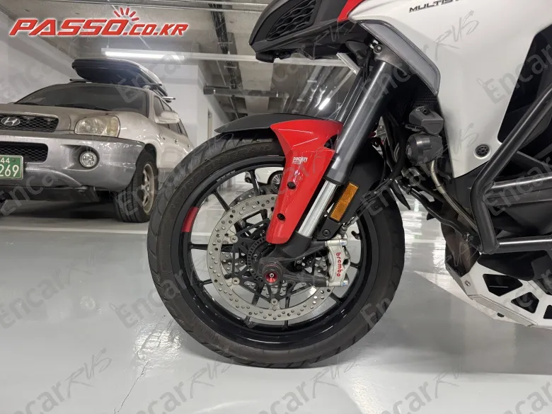 Ducati Multistrada V4 S - фото 5