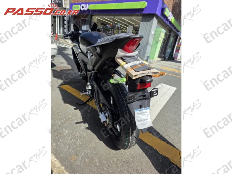 Yamaha Yzf R3 - фото 2