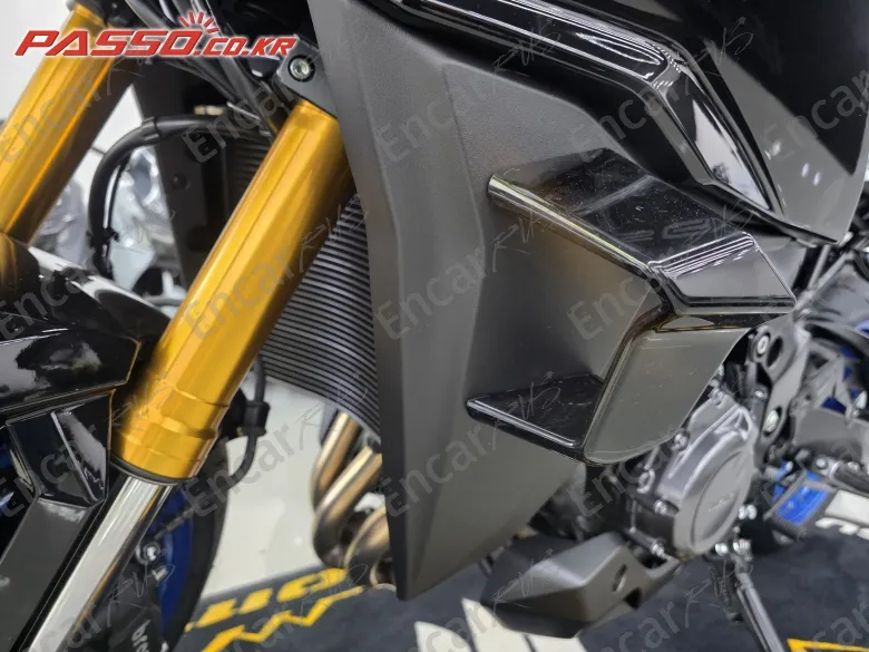 Suzuki Gsx S 1000 Gx - фото 4