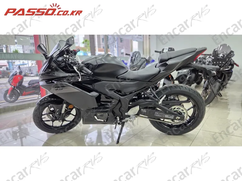 Yamaha Yzf R3 - фото 1