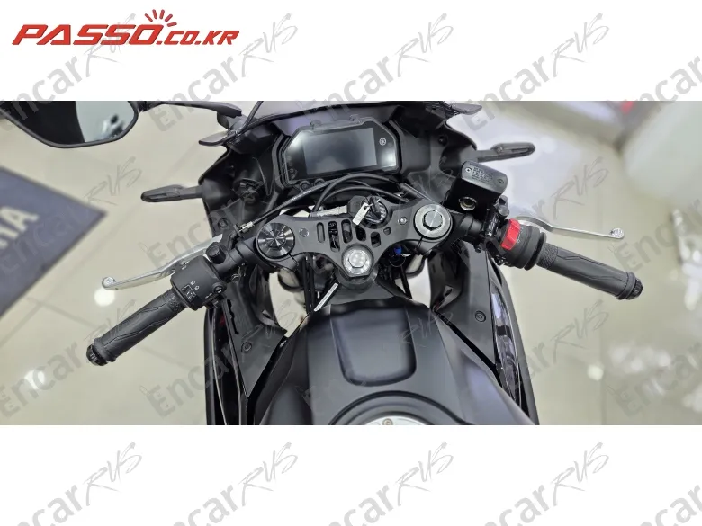 Yamaha Yzf R3 - фото 3