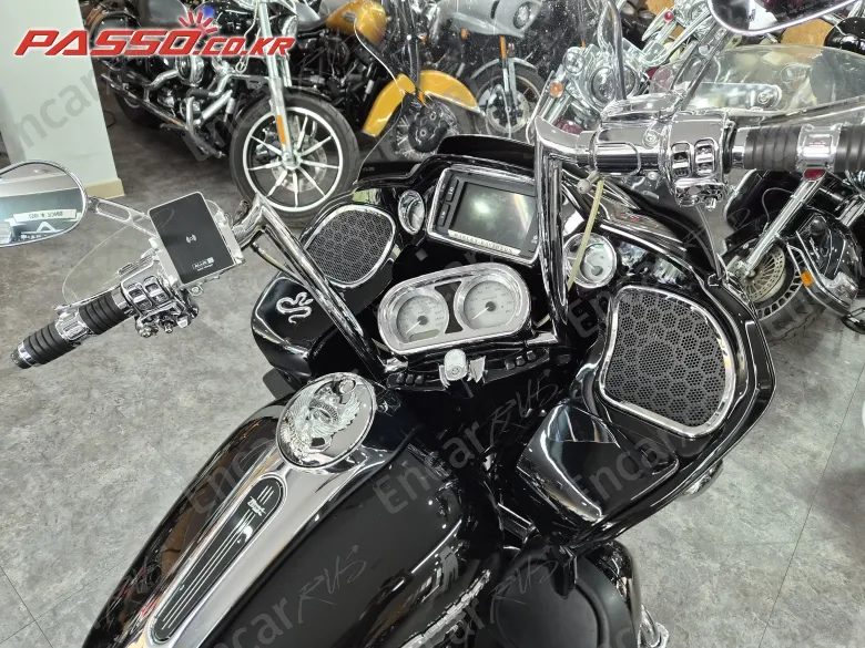 HARLEY-DAVIDSON FLTR - фото 3