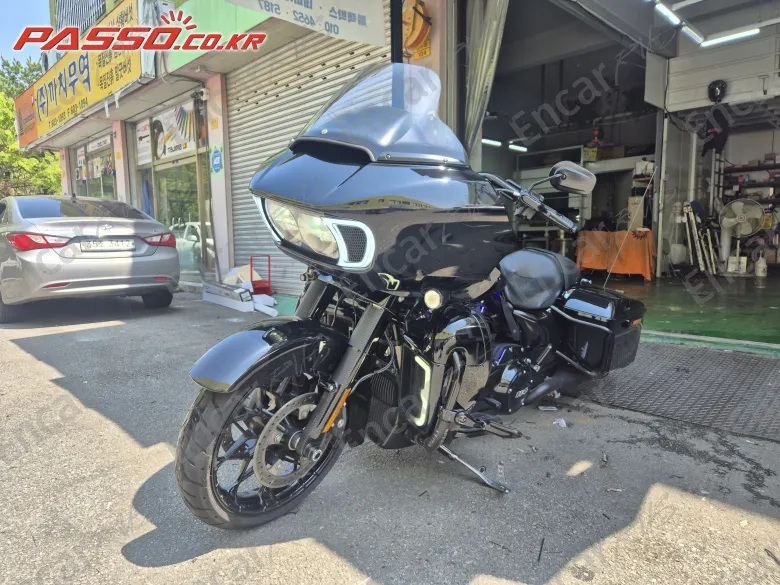 HARLEY-DAVIDSON ROAD GLIDE SPECIAL - фото 3