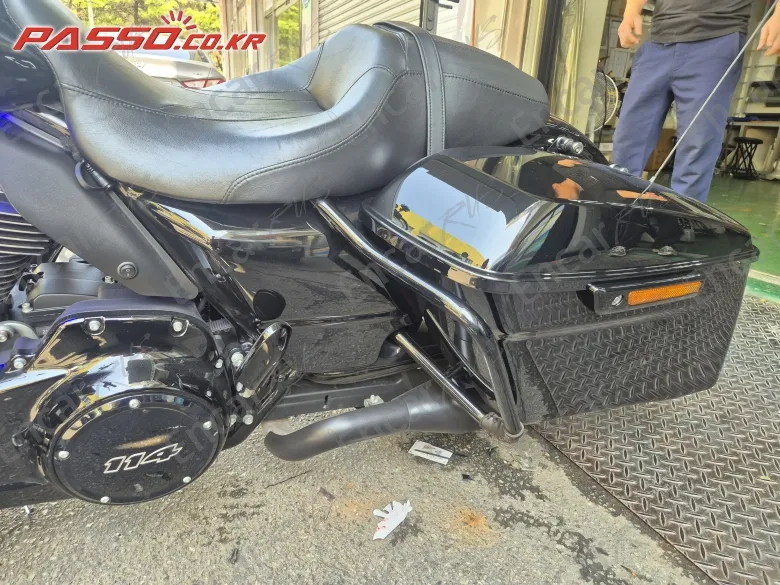 HARLEY-DAVIDSON ROAD GLIDE SPECIAL - фото 5