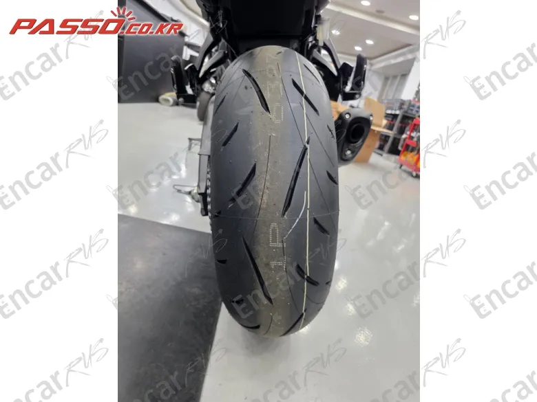 Suzuki Gsx S 1000 Gx - фото 5
