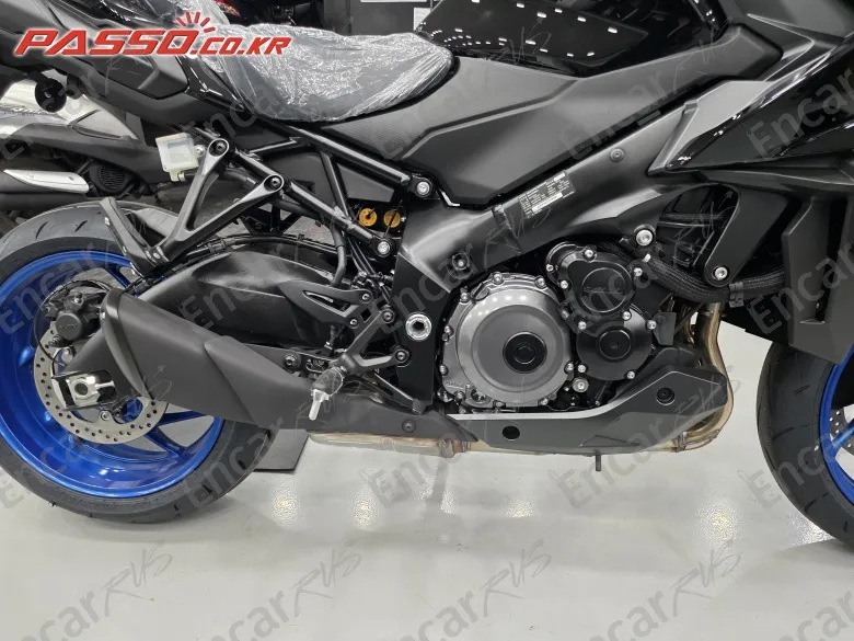 Suzuki Gsx S 1000 Gx - фото 6