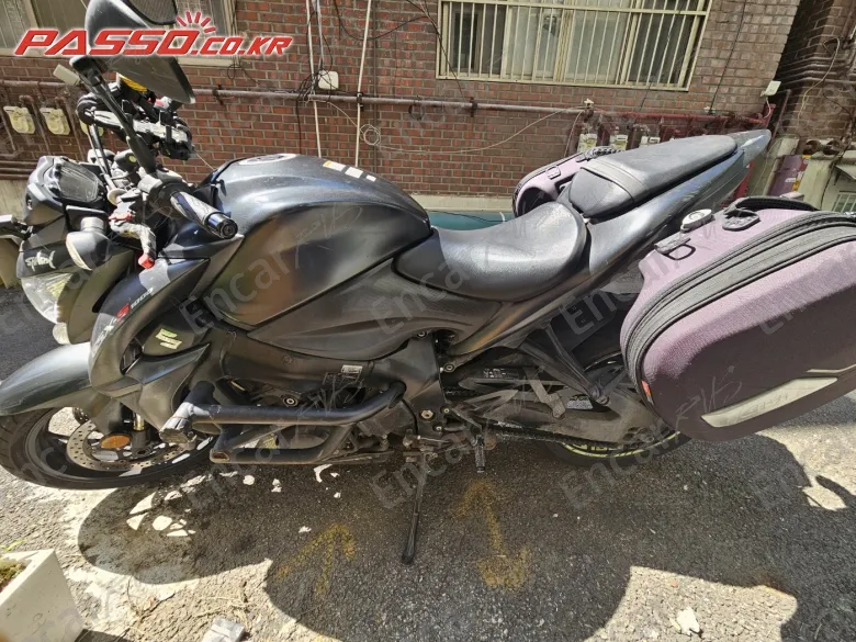 Suzuki Gsx S 1000 - фото 1