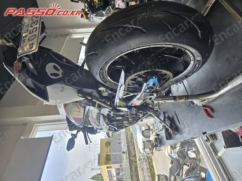 BMW S 1000 RR - фото 5