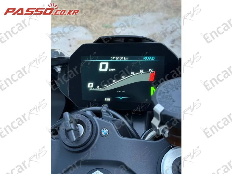 BMW S 1000 RR - фото 3