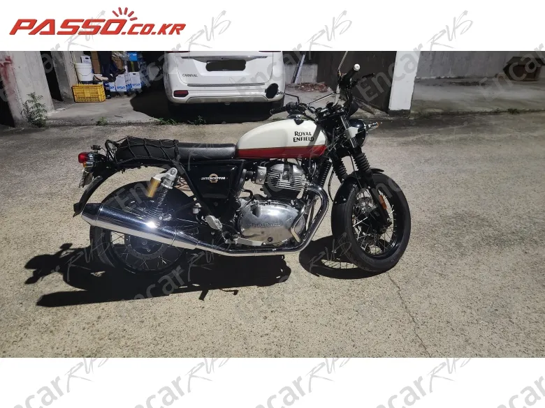 Royal Enfield Interceptor 650 - фото 0