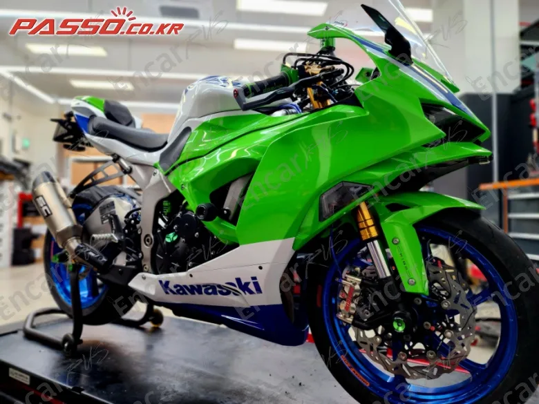 Kawasaki Zx 6 R - фото 3