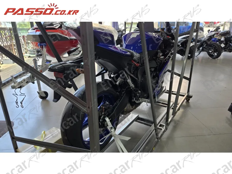 Yamaha Yzf R9 - фото 2