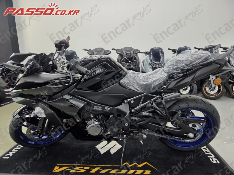 SUZUKI GSX S 1000 GT - фото 1