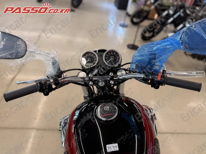 Kawasaki W 800 - фото 3