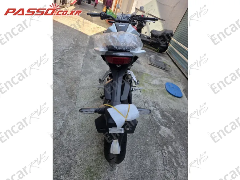 Honda Cb 125 R - фото 2
