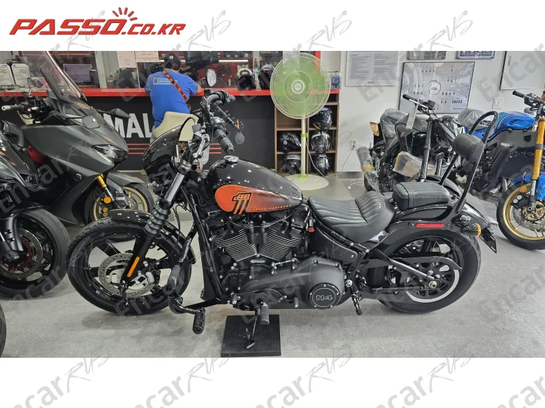 Harley-Davidson Street Bob 114 - фото 1