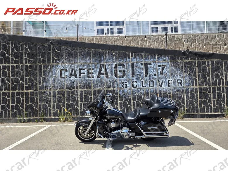 HARLEY-DAVIDSON ULTRA LIMITED LOW - фото 1