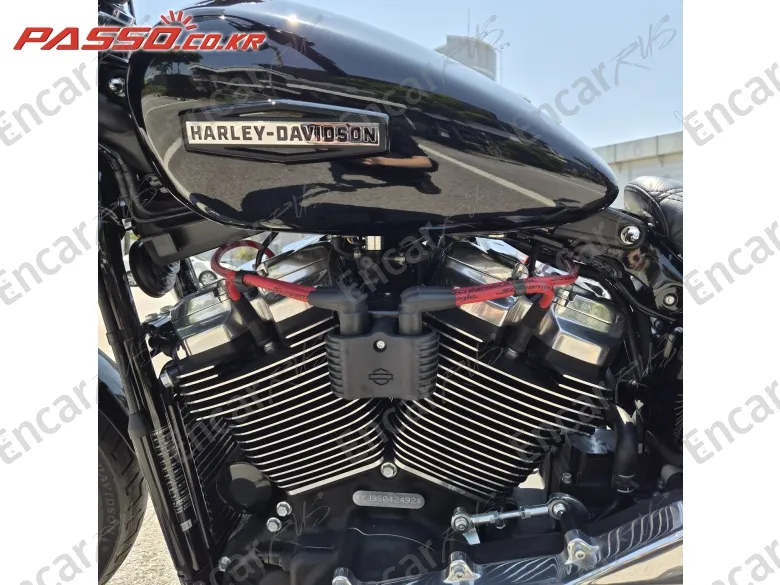 Harley-Davidson Street Bob 117 - фото 4