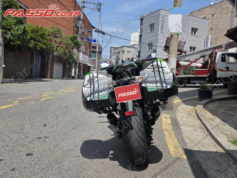 Kawasaki Z 1000 Sx - фото 2