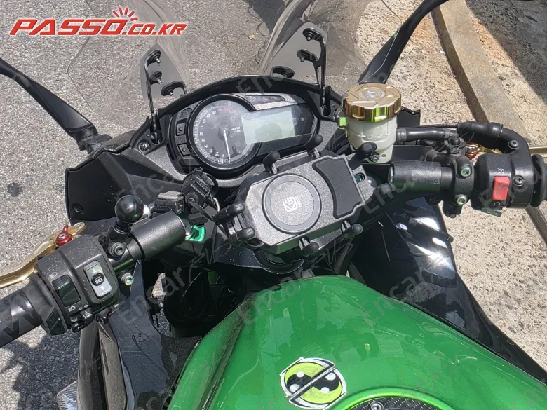 Kawasaki Z 1000 Sx - фото 3