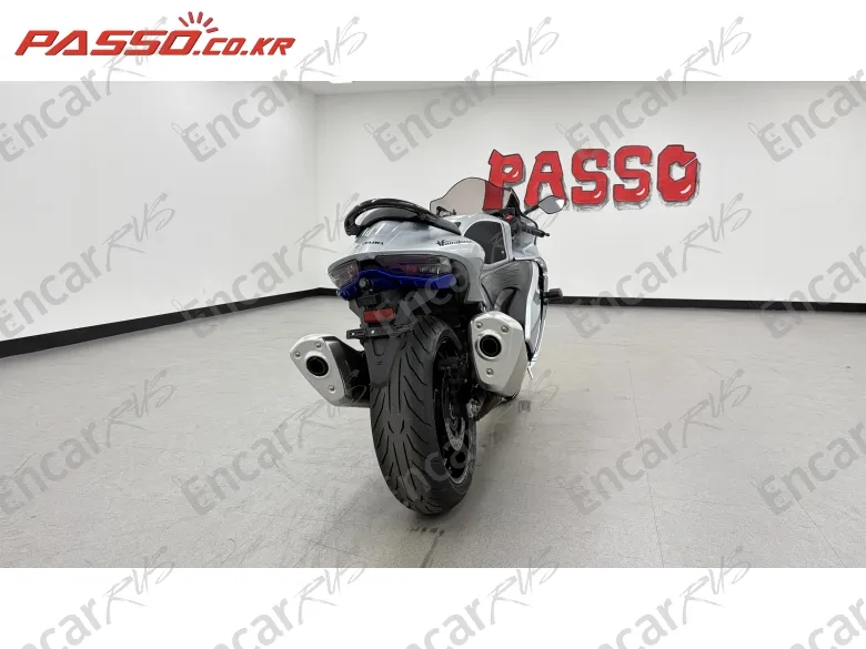 SUZUKI GSX R 1300 HAYABUSA - фото 2