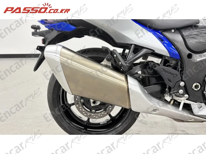SUZUKI GSX R 1300 HAYABUSA - фото 6