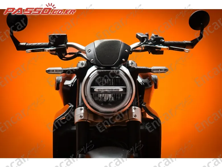 Honda Cb 1000 R - фото 6