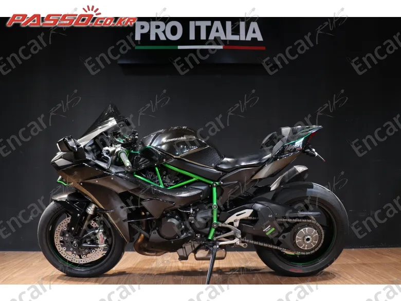 Kawasaki Ninja H2 - фото 1