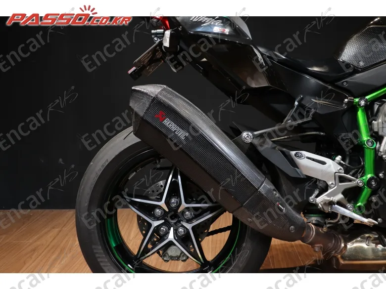Kawasaki Ninja H2 - фото 6